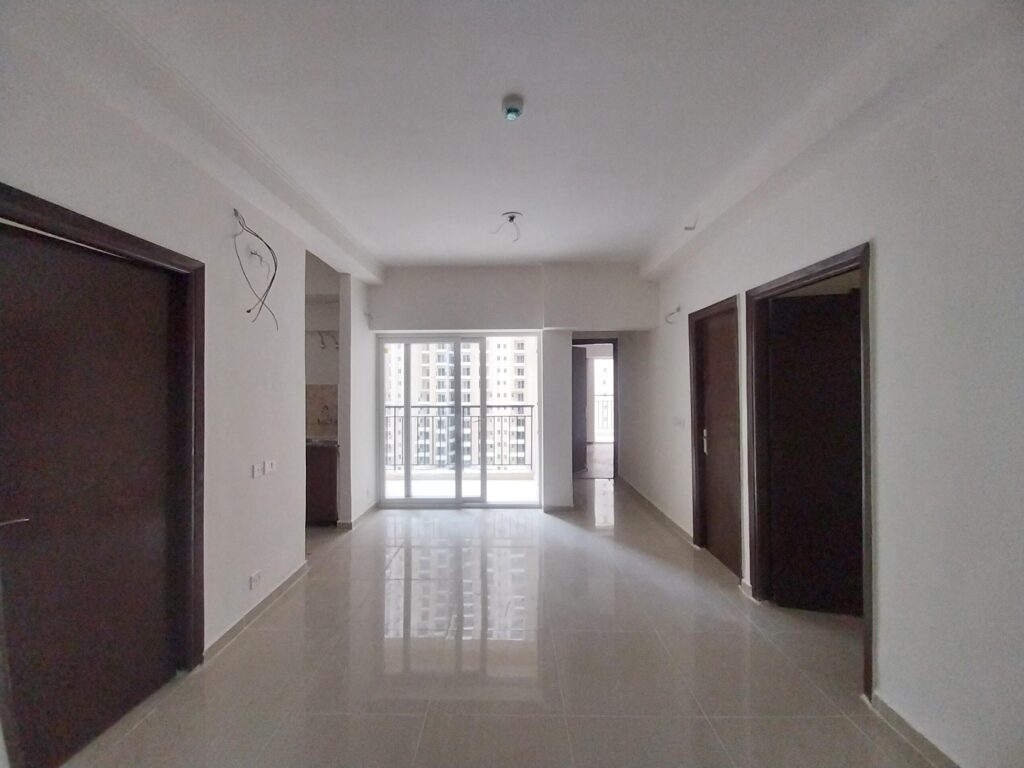 <a href='https://www.amrapalinoidaextension.co.in/property-tag/3-bhk/' srcset=